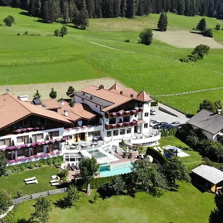 Tirolerhof Gourmet & Relax Hotel Monguelfo-Tesido / Welsberg-Taisten